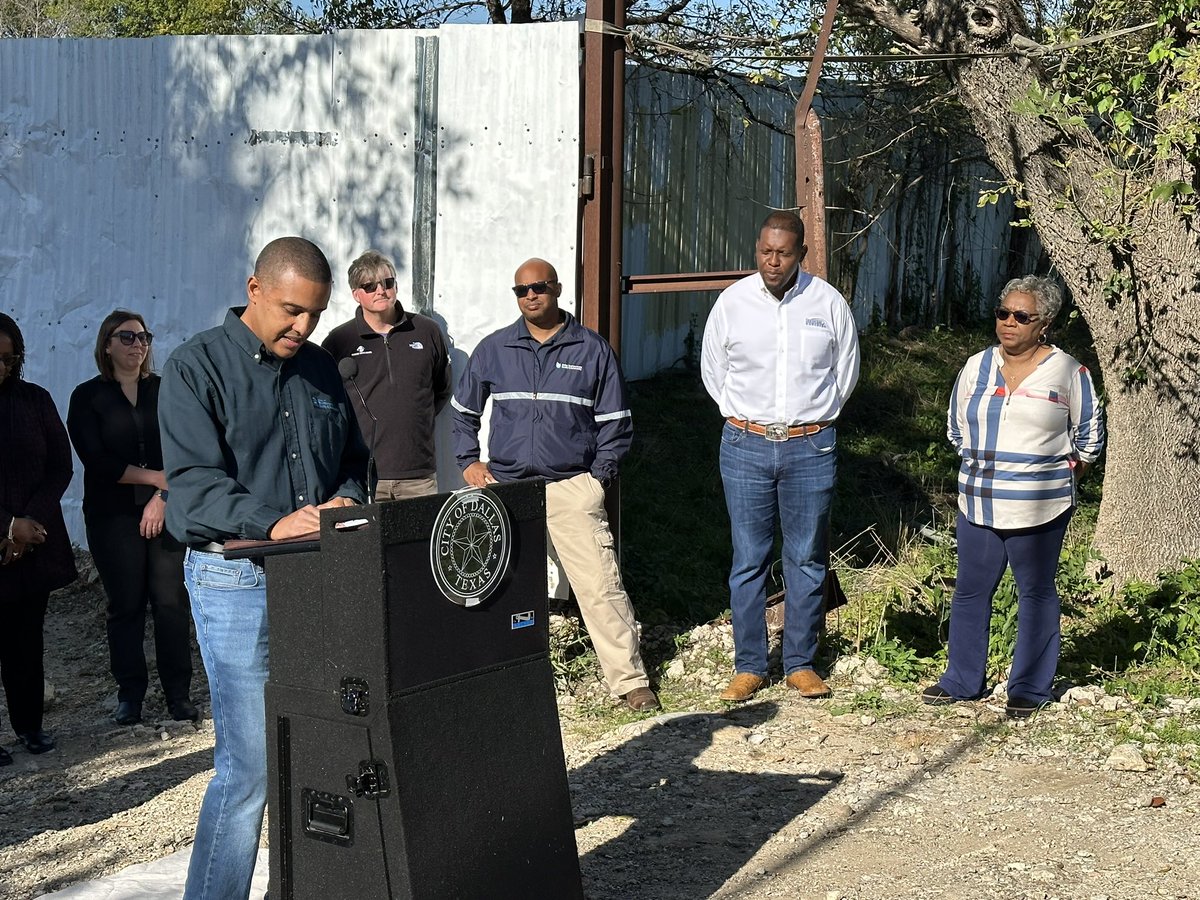 Neighbors United/Vecinos Unidos tweet media