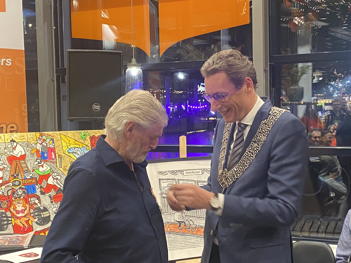 RensMuller's tweet photo. Het heeft Zijne Koninklijke Hoogheid behaagd om Toon van Driel te benoemen tot Ridder in de Orde van Oranje-Nassau https://t.co/tTVwSkYWJf