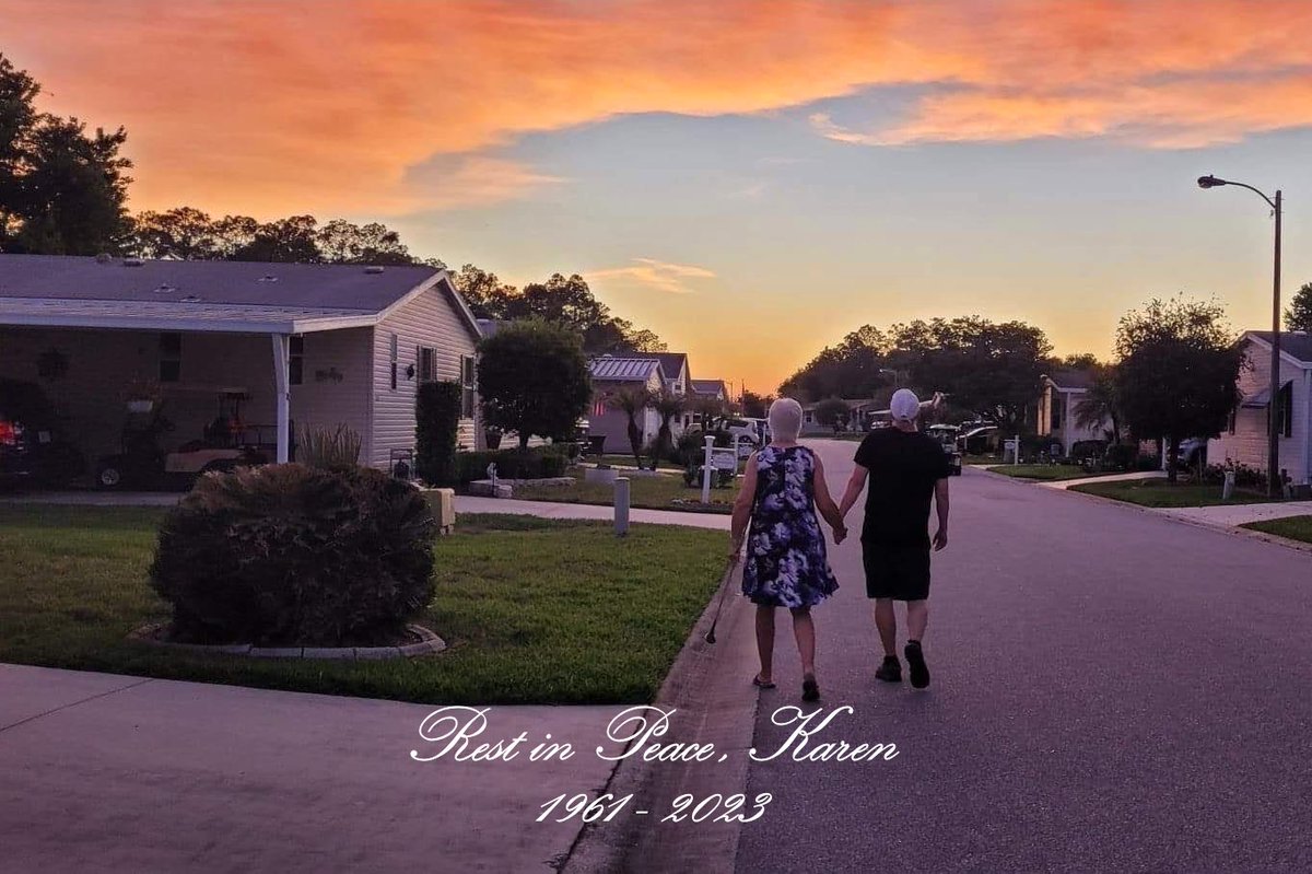 Royal Flusher tweet media