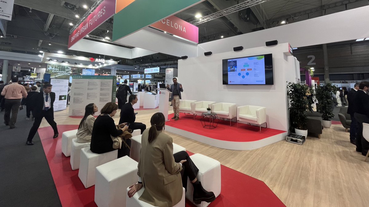 BCN_Agenda2030's tweet image. 🌍 El projecte @NetZeroCitiesEU s'ha presentat avui a l’ @SmartCityexpo.

📅 El 2022 la @EU_Commission va triar Barcelona per formar part d'aquesta iniciativa que vol que la ciutat sigui climàticament neutra el 2030.

#SCEWC23 #Agenda2030