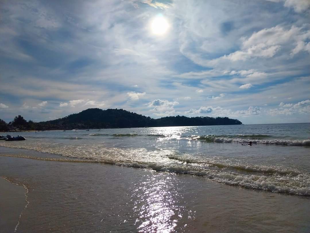 ZSlapalova's tweet photo. Summer vibes ❤️
#Thailand #Phuket #summer https://t.co/SRigYoqfCI