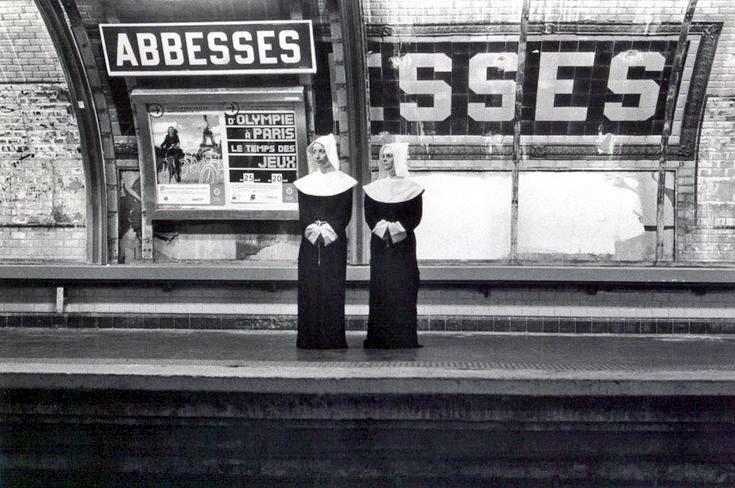 Janol Apin. 
Métro Abbesses 
Années 1990. Paris