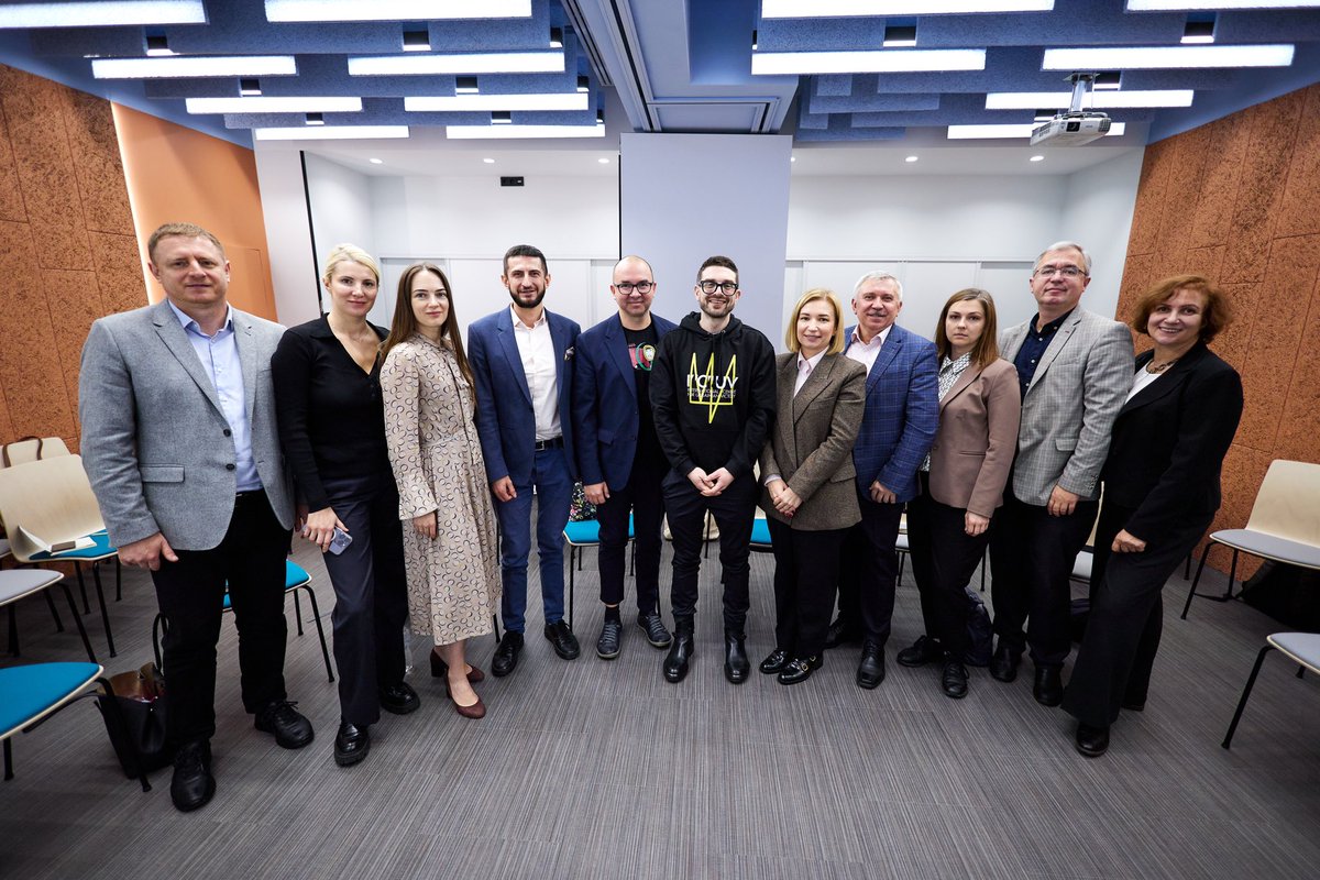 IRF_Ukraine's tweet photo. During the visit @AlexanderSoros met our team and the Board members. https://t.co/PlCNwBiHHZ