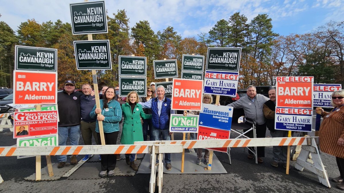 JoyceCraigNH's tweet photo. There’s so much at stake this election —and Ward 10’s ready to elect @SenCavanaugh and @ManchesterDems who will lead the city we love into the future! #NHPolitics https://t.co/zwUMgKqSHY