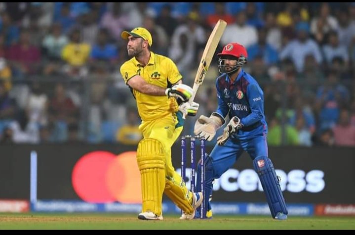 NavdeepPrakash9's tweet image. आस्ट्रेलिया 91/7 हो गया था मैक्सवेल का शानदार प्रदर्शन , अफगानिस्तान पस्त । नाबाद मैक्सवेल के 201 रन , आस्ट्रेलिया विजयी। #iicworldcup #maxwell # Australia # Afghanistan