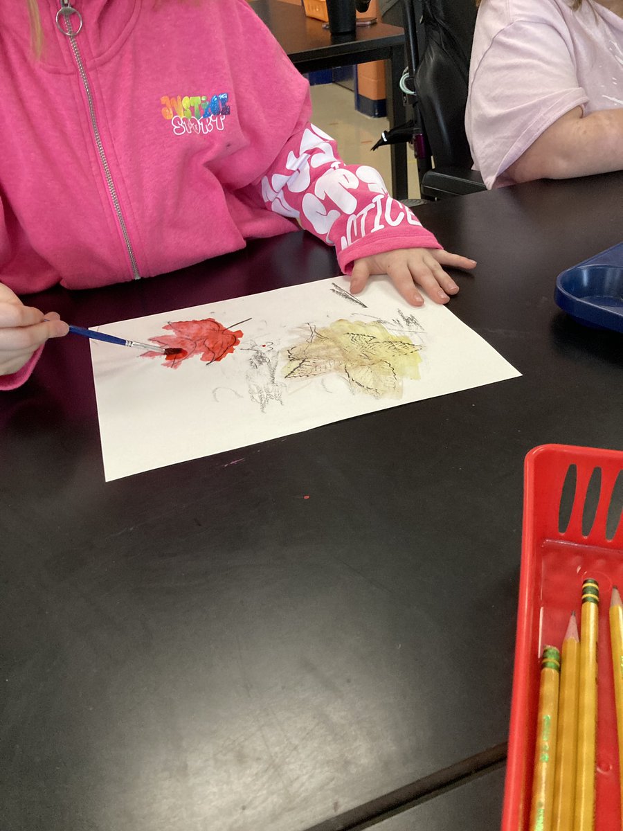 RodenbaughArt's tweet photo. #adaptiveart did lead rubbings and paintings https://t.co/ikSxUm9bHK