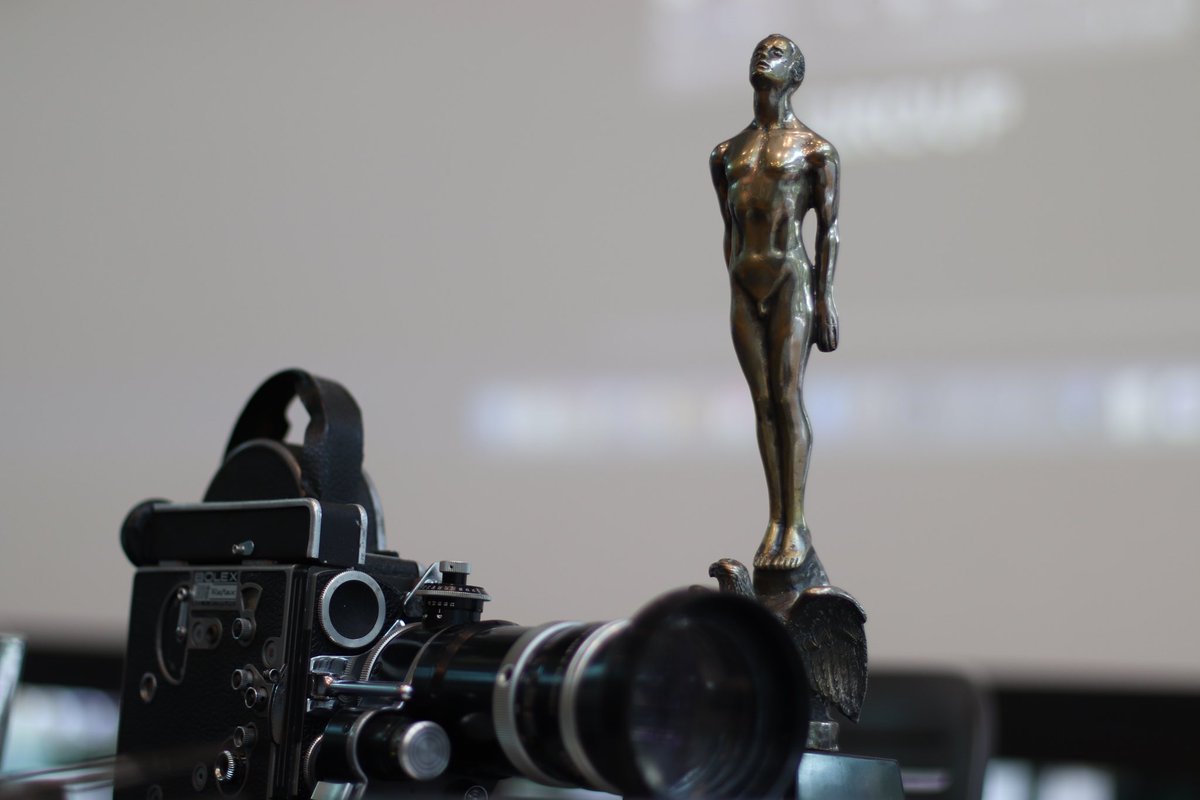 Escuela de Humanidades y Educación tweet media