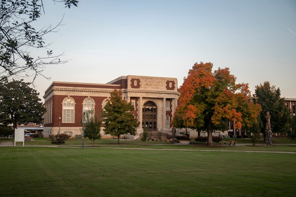 Dr. Rupkatha Bardhan, assistant professor in the department of Occupational, Safety and Health, received the 2023 Alum-funded Award last week, during International Open Access Week!! 

We are researchers. We are health-care workers. #WeAreRacers