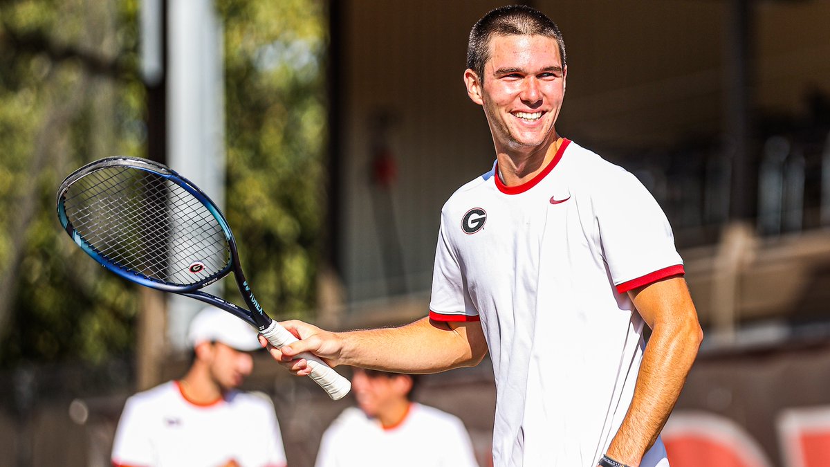 'When the opportunity [to play at Georgia] presented itself, I was like, 'There's no place I'd rather go.'' Check out It Runs In the Family to read more on freshman Parker Jacques, son of former All-American Eddie Jacques! 📰: gado.gs/b3q #HeartTeam // #GoDawgs