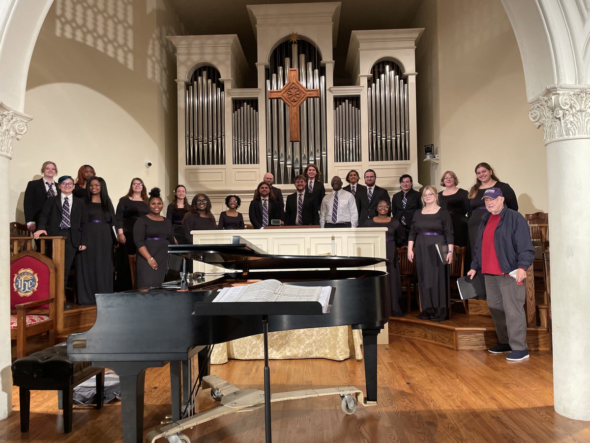 millsapscollege's tweet photo. The Millsaps Singers have been out and about the state! They performed at First United Methodist Church in Tupelo, Mississippi last Thursday, and were welcomed by Vic Shaw '62. #GoMajors #MajorPride #BecomeSomethingMajor https://t.co/zRScWSgjWH
