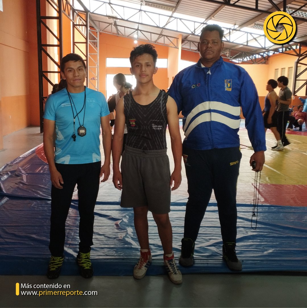 primereporte's tweet image. #Loja.- El deportista de #LuchaOlímpica 🤼 Nicolás Encalada, de la #FDPL, sobresale con brillantes participaciones en modalidad #EstiloLibre, obteniendo un pase directo al campeonato internacional que se llevará a cabo en Panamá.