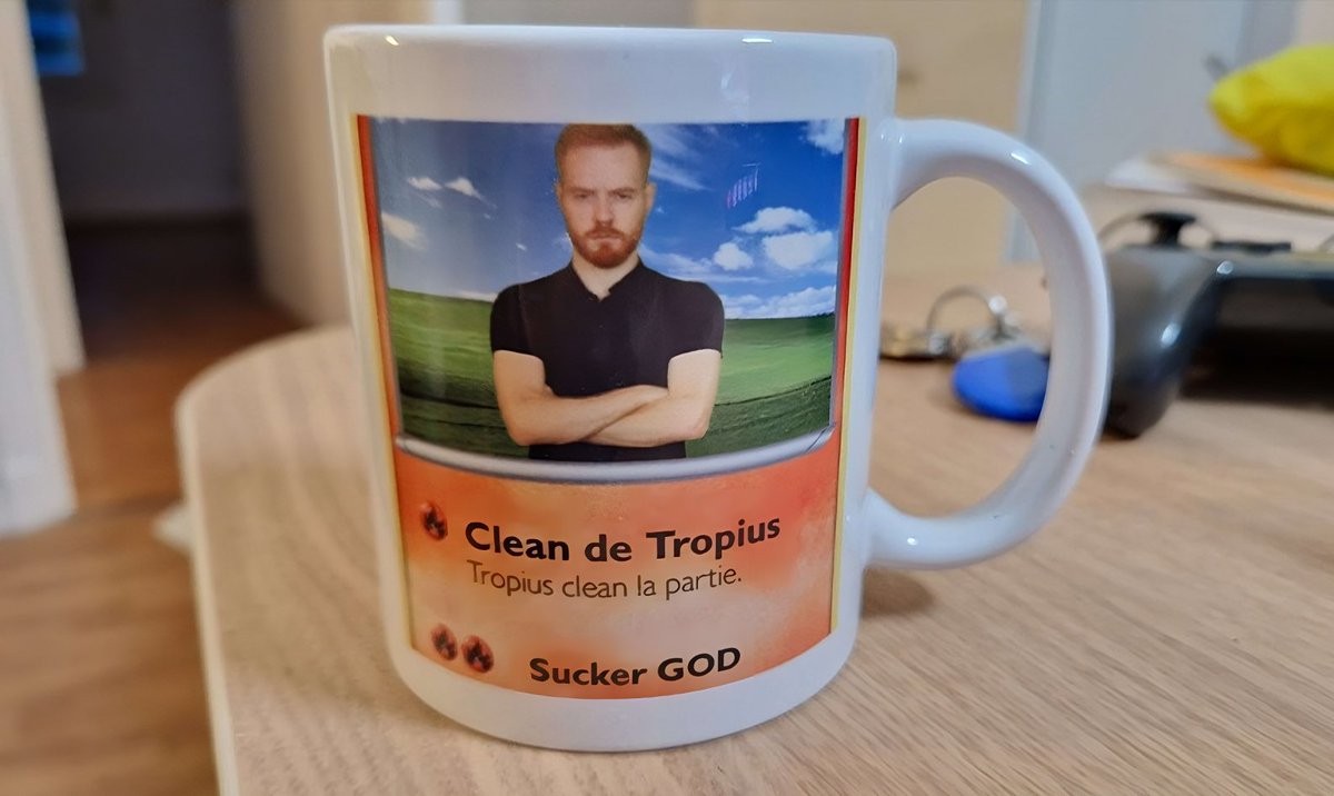 RedemptionBj's tweet photo. Mon cadeau d'anniversaire préféré cette année : https://t.co/uSJqoUKjk3