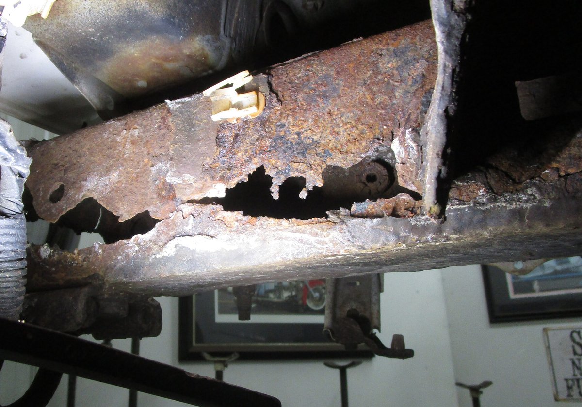 CenterLineFrame's tweet image. Centerline Truck &amp;amp; Auto is equipped with the necessary tools and expertise to repair rusty and rotten body panels and supports. Experience the difference with our rust repair services. #RustSolution #AutoExpertise #CenterlineRepair centerlineframe.com