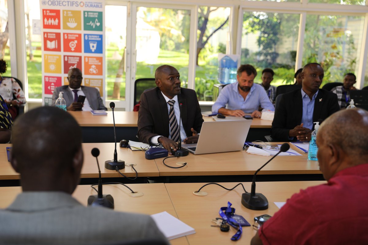 « C’est 1 fierté pr les membres de cette organisat° mais aussi pour tout le peuple burundais. Cela démontre que le Burundi est engagé dans le combat contre la dégradation de l’environnement et les changements climatiques » <a href="/Christian/">Christian</a> Nimubona, DG <a href="/BMineagrie/">BURUNDI/MINEAGRIE</a>
