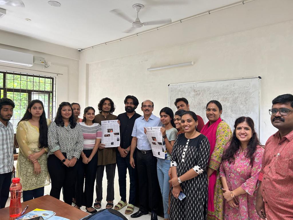 iimckottayam's tweet image. Release of the first issue of lab journal produced by English Journalism students at Kottayam campus.

#mediastudents #iimclife #BestMediaInstitute #journalismstudents