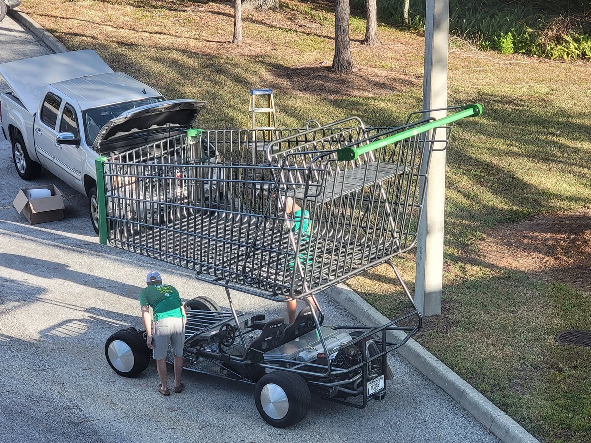 RogerRussellJr's tweet image. Interesting day at work today..  the things you see.