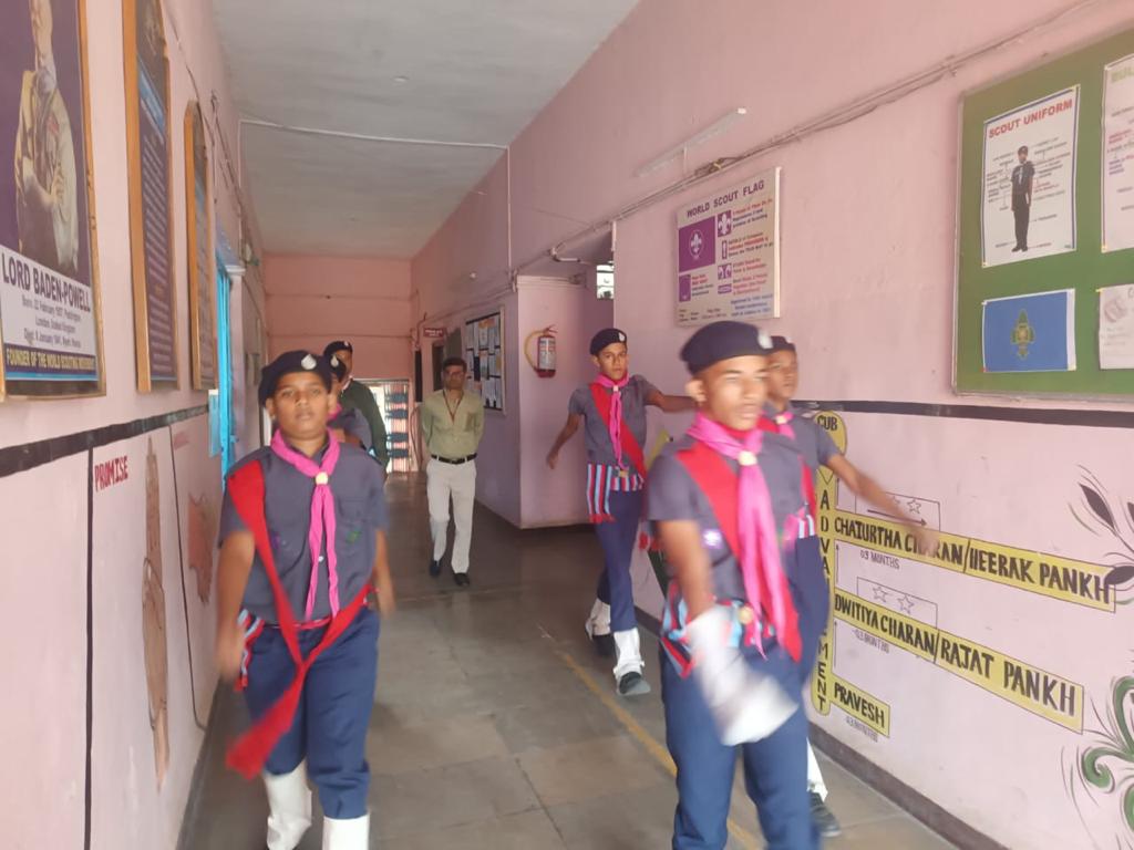 NdaKv's tweet photo. Celebration of Bharat Scouts &amp; Guides FLAG DAY @ PM SHRI KV NDA, PUNE.👍👍 https://t.co/3gyJ0fegJy