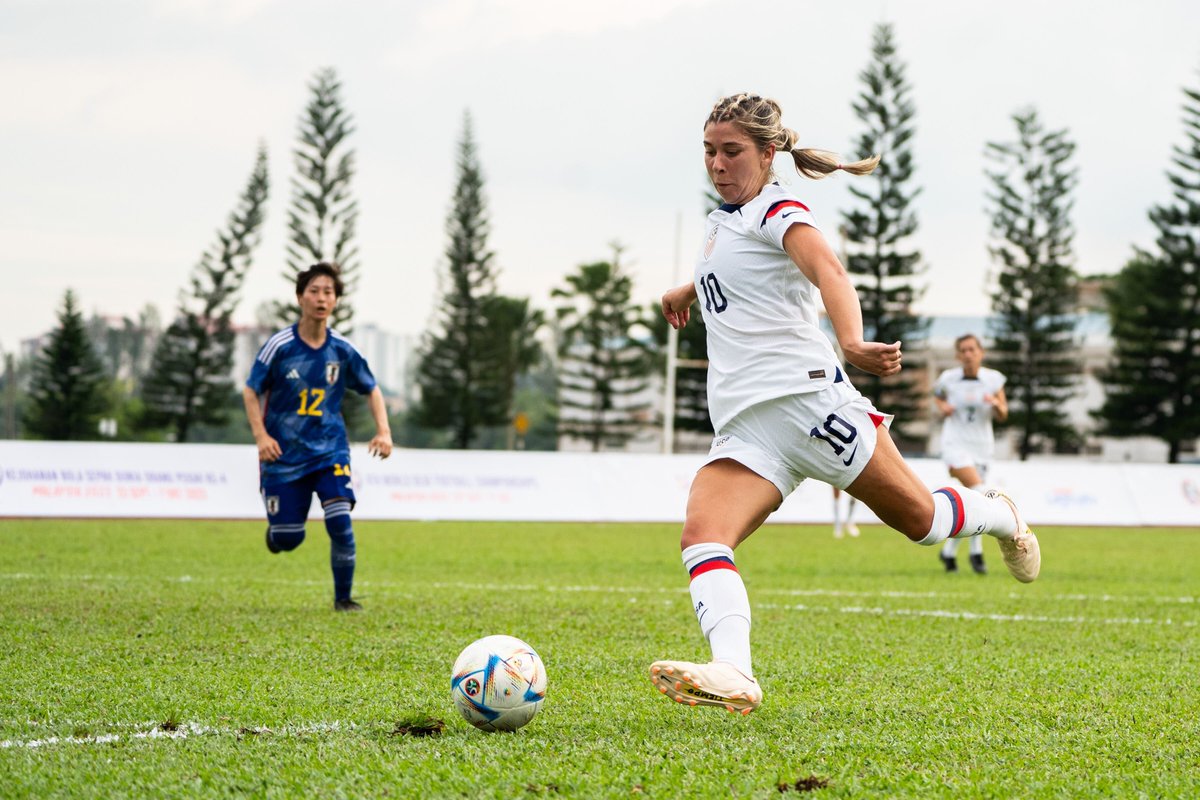 Get to know #USdeafWNT Emily Spreeman. A game-changer for <a href="/ussoccer/">U.S. Soccer</a> and deaf athletes.

<a href="/latimes/">Los Angeles Times</a> » ussoc.cr/Spreeman-LATim…