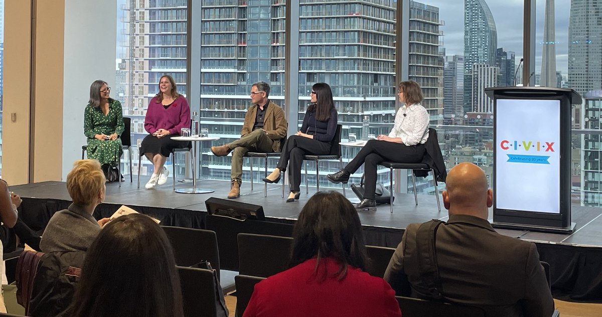 The Present and Future of Civic Education panel is underway! Experts Joel Westheimer (@joelwestheimer), Angela Vemic, Karen Pashby (@karenpashby), Jennifer Keay (@MrsKeay) share insights in a discussion moderated by Jessica Wong (@TO_jwo)