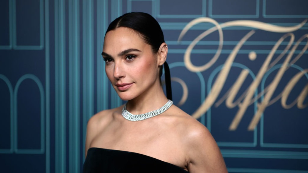 TarcisoRenova's tweet image. 🇮🇱🇺🇸 Gal Gadot exibirá cenas do massacre do Hamas para celebridades de Hollywood

- A atriz israelense Gal Gadot organizou uma sessão de exibição com cenas do massacre do Hamas contra Israel no dia 7 de outubro;
- Gadot mostrará as imagens para um grupo de figuras proeminentes de…