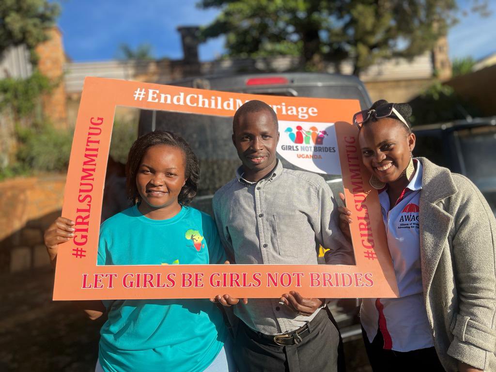 Our Members are getting ready for the National #GirlSummitUg scheduled for 30th November:

We are the Ugandan Partnership to #EndChildMarriage and our strength is in our togetherness:
We appreciate the planning committee for all the efforts: @JOYFORCHILDREN @RaisingTeensUg1