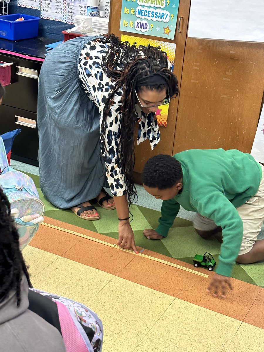 mollyp72's tweet photo. Ms. Byrd’s class is working on Force and Motion. Students are discussing the effect of force on an object. #engagement #sciencerocks #learnwithLAN @lacomofwisd @LANschools @rogers_buchana https://t.co/2uw2Ab5jj7
