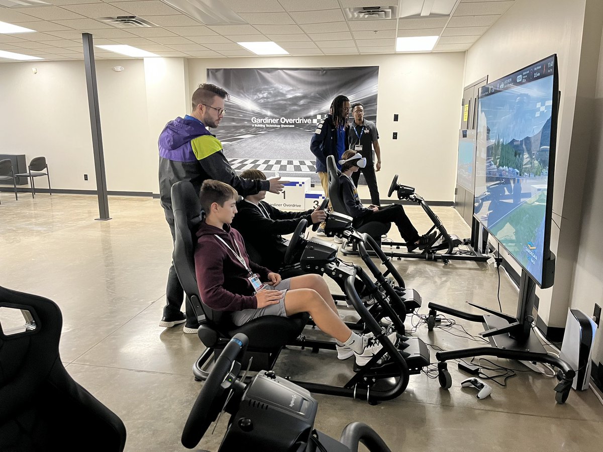 ALHSRobotics's tweet image. Thank you to Gardiner HVAC for hosting us at their STEM day.