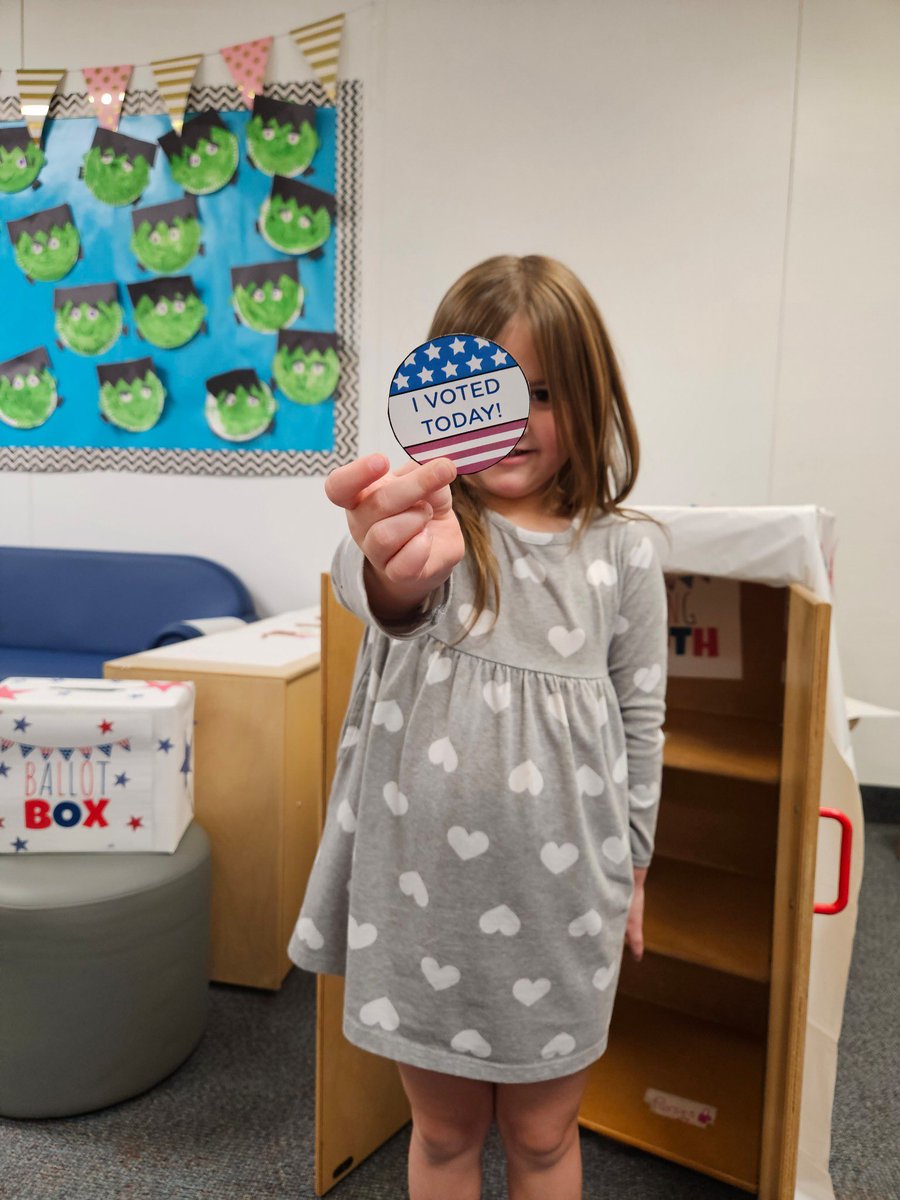 FurneauxBraves's tweet photo. PreK is reminding everyone today is Election Day! Way to go PreK ♥️ 🗳️ 🇺🇸 @WikMrs @SandyMeyerCFB @EldredgeWendy @CFBISD @LoriParker317 @EichJulie @FurneauxBraves https://t.co/AsqpVFmI8t