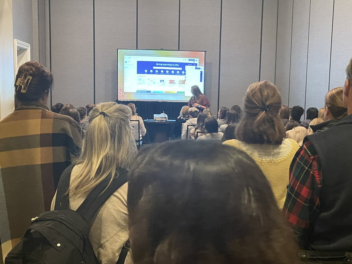 Kayla from <a href="/SachemSchools/">Sachem Schools</a> overdoing the <a href="/canva/">Canva</a> learning #LI_SLS session