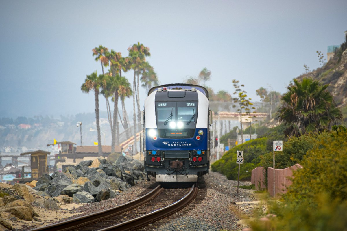 Amtrak's tweet photo. you know you're that girl when you look good in every angle https://t.co/OPF3t5joKs