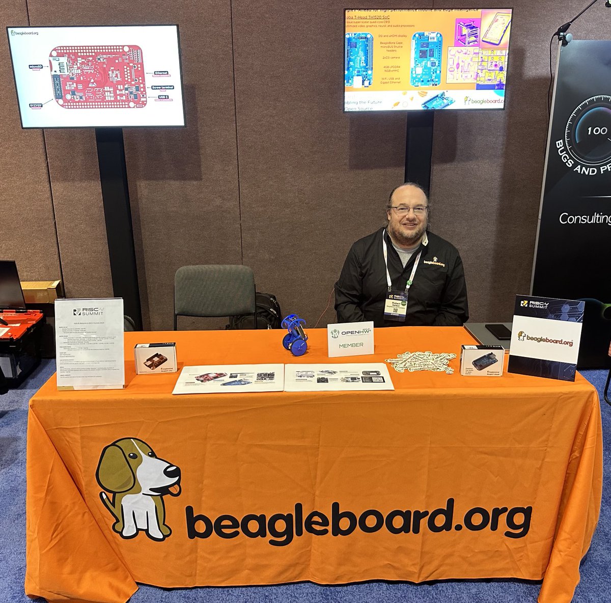 Ready for day 1 at #RISCVSummit with ⁦@beagleboardorg⁩ #BeagleV-Ahead and #BeagleV-Fire