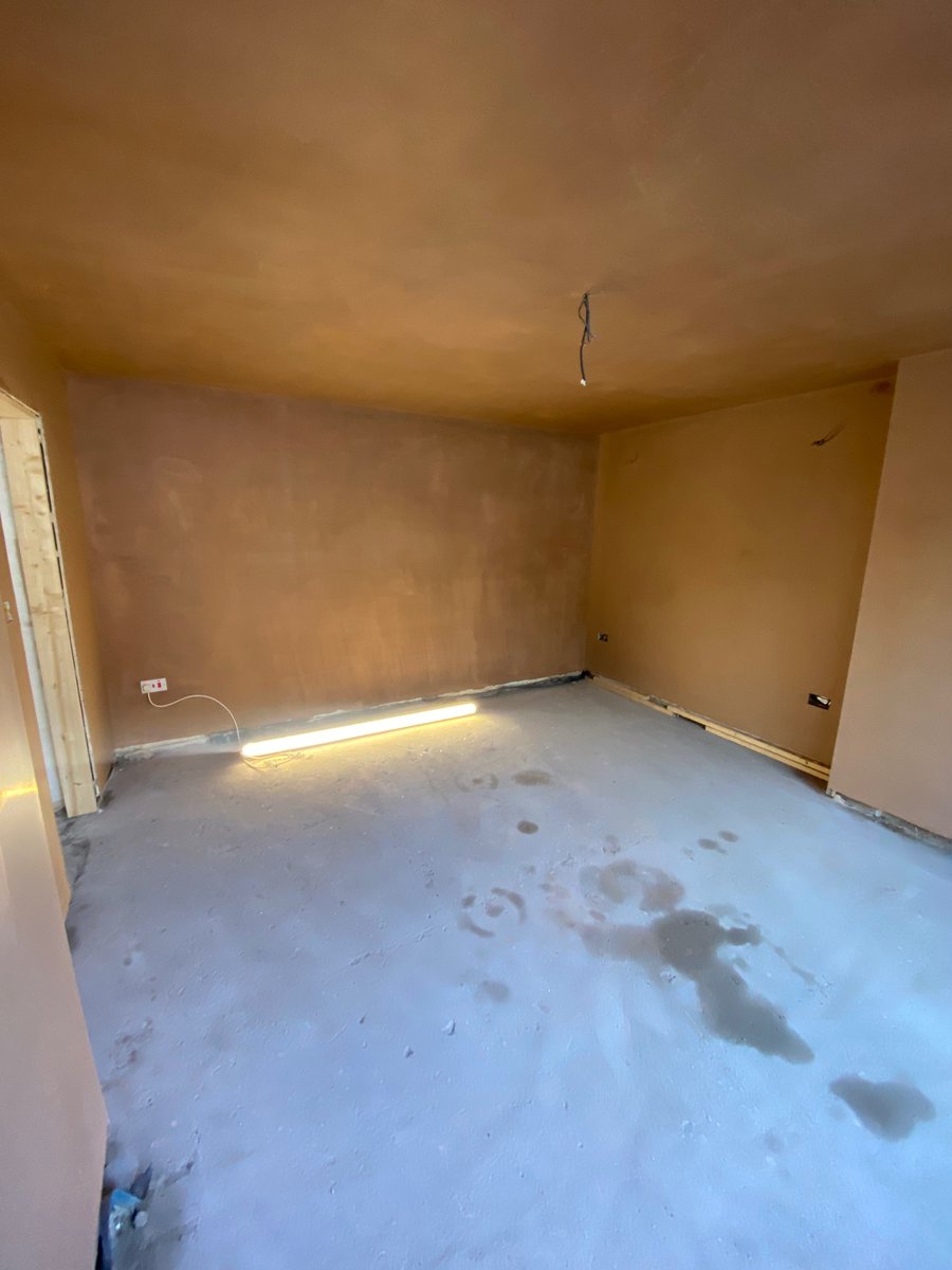 Room skimmed out in llandaff