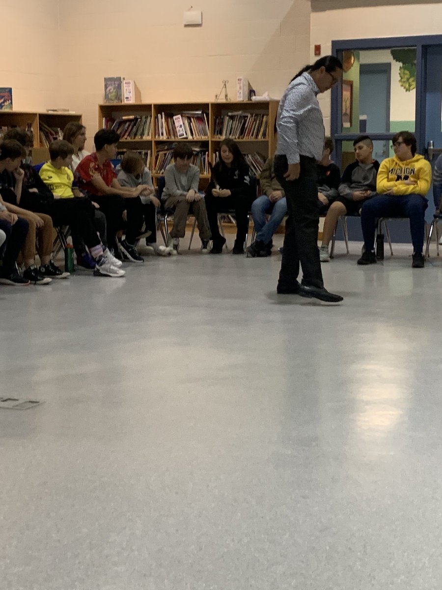 TanisLattanzio's tweet image. Today we are very blessed to welcome Theland Kicknosway to our school. Started the day with the grade 7/8’s learning about some Indigenous customs and teachings. #BlessedBeyondBelief @alcdsb @alcdsb_mart