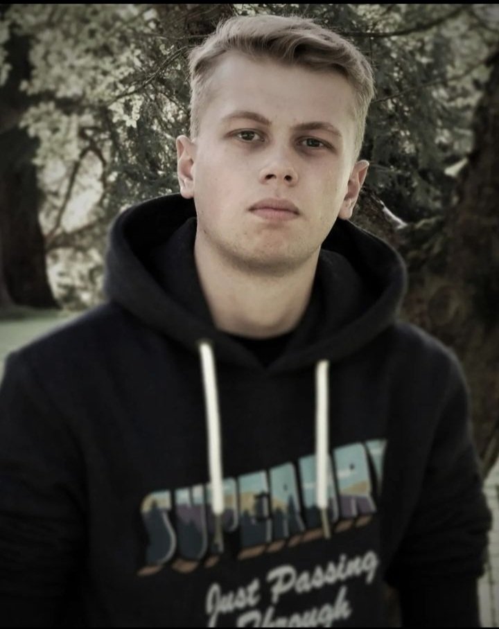 HgWhaley's tweet image. Exploring the universe of roles and ready for my next captivating performance! 🎭 If you hear of any auditions, please point them my way. Passionate and versatile actor, eager to embody new characters and bring stories to life. 🎬 #ActorLife #AuditionAlert #CastingCall #OnTheHunt