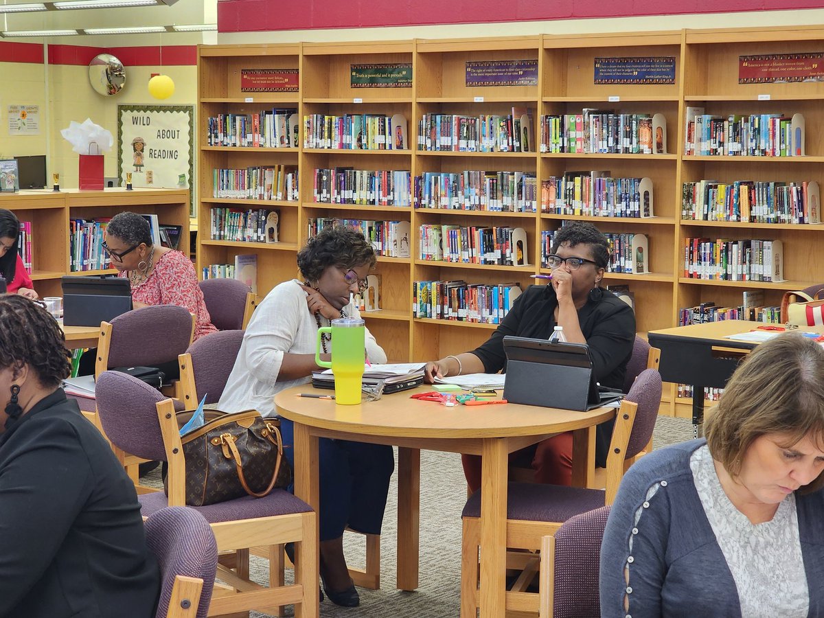 RVariest's tweet image. Ouachita Parish instructional leaders engage in defining, designing, and developing the classroom inquiry process for effective teacher collaboration @NIETteach @TheresaHamiton @intrepid898