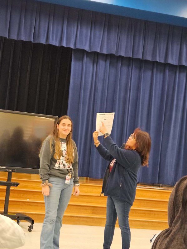 Seeing vertical alignment in action with <a href="/jckeyser1213/">J Keyser</a> and <a href="/teachwithnicole/">Nicole Valdez</a>! <a href="/KujawaES_AISD/">Kujawa Elementary</a> #Aldine