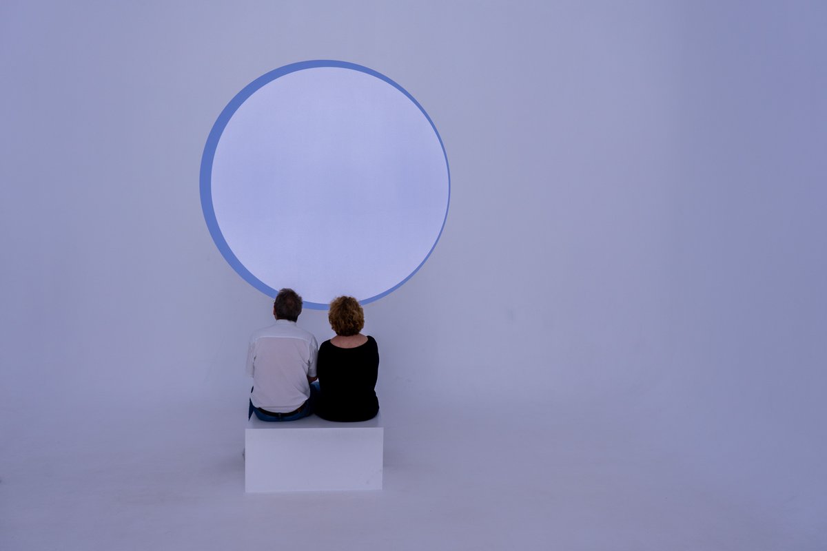 Zürcher Miszellen: James Turrells Lichtinstallationen spielen mit der Wahrnehmung des Menschen
zuerchermiszellen.wordpress.com/2023/11/07/mys…