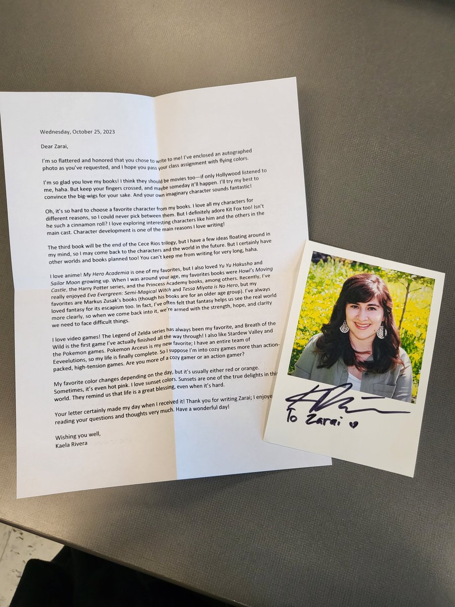 🦅🎭 Our Theatre 1 student, Zarai wrote to her favorite author, <a href="/Kaela_Rivera_/">Kaela Rivera</a>(Kaela Rivera), author of Cece Rios and the Desert of Souls, and other books. She heard back from her this week, responding with a letter and a photo of her with her autograph. Can you tell she's happy?