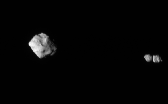Lucy, you’ve surprised us again

New images from the #LucyMission’s first asteroid flyby show that a satellite, already unexpected, is made of two objects – a contact binary. This is the first time we’ve seen a contact binary orbiting another asteroid. go.nasa.gov/3QwiebO