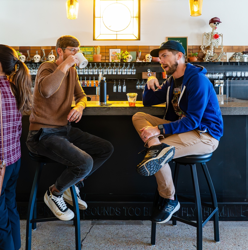 Rise and shine with fellow creatives and ad professionals at our next Caffeinated Creatives tomorrow ☀️⁠
⁠
When: Wed, Nov 8th 7:30am - 9:00am⁠
Where: Bynx Orlando
⁠
There's still time to register! Save your spot here: tiny.cc/aaf_orl-CCnov