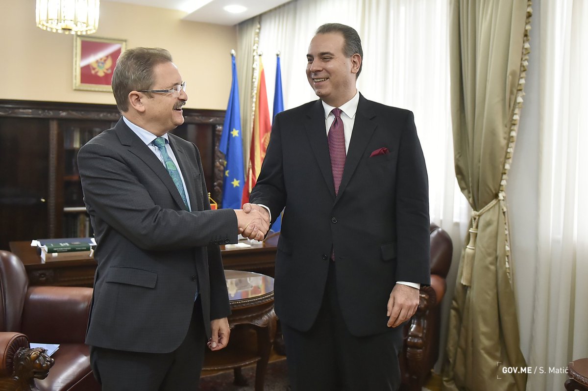 MFA_MNE's tweet photo. Very good meeting of FM Ivanovic & German Ambassador Peter Felten today:
🔸Berlin #EUConference confirmed Germany's clear position on 🇪🇺enlargement & support to Montenegro's #EU path
🔸Successful role of 🇲🇪 in good neighborly relations & regional cooperation was discussed
🇲🇪🤝🇩🇪 https://t.co/adqrX8BW73