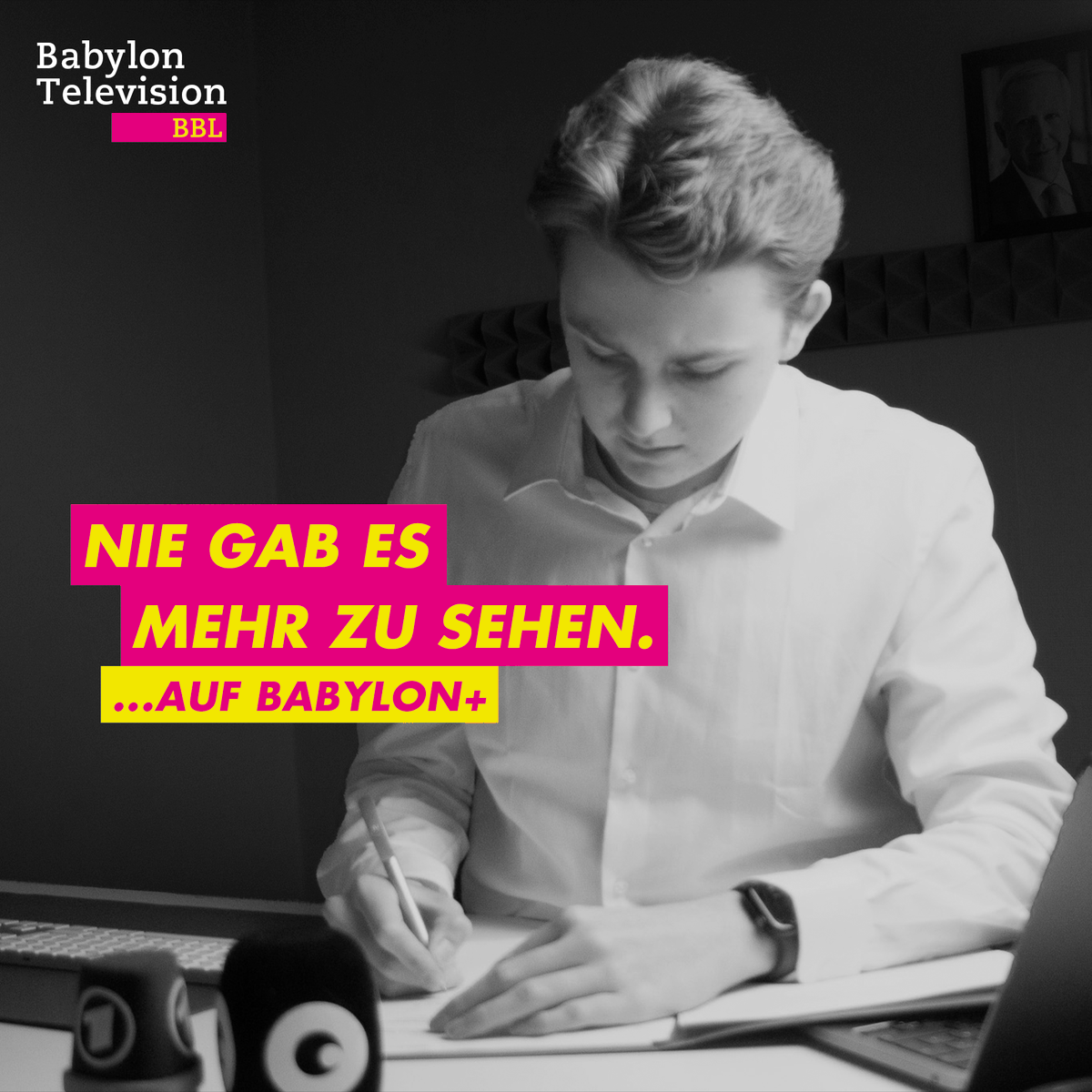 Jetzt wird im großen Stil abgeschoben! - Und zwar auf BABYLON+
Das Gute: Niemand muss dafür über das Mittelmeer, man kann einfach auf den Link in der Bio gehen...
#erfolg #kommindiegruppe #grünkohlkönig