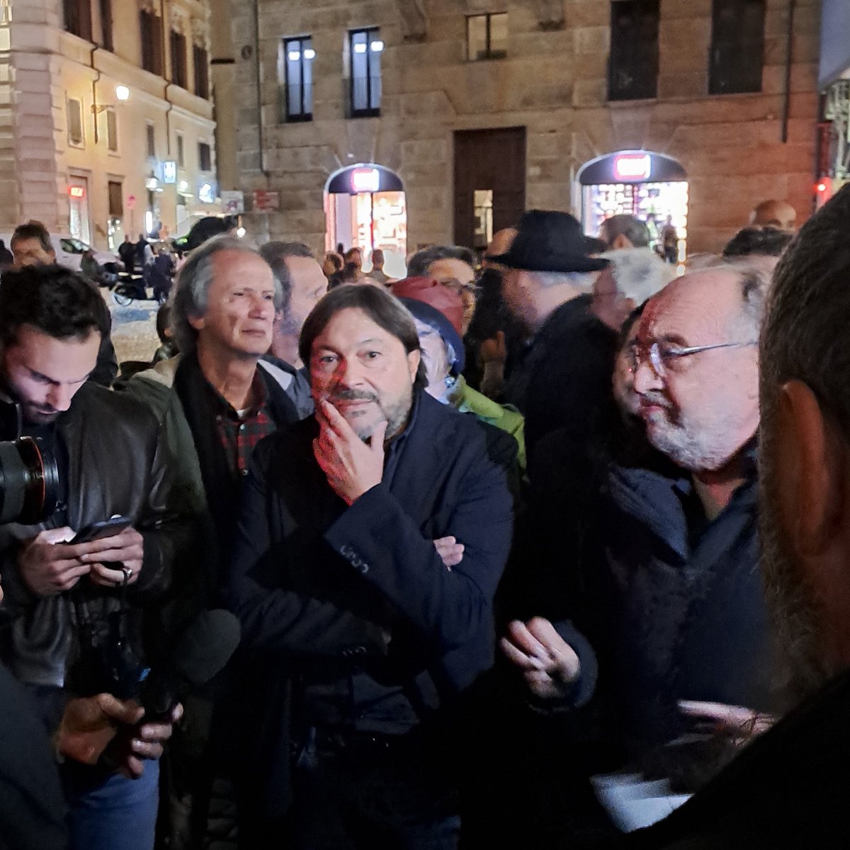 nicola fratoianni tweet media