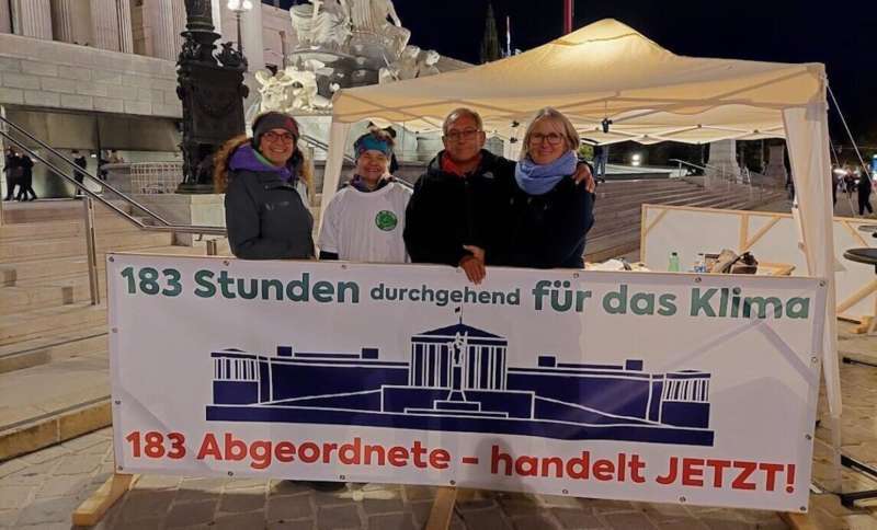 Klima183's tweet image. Danke an @tips.at für den Bericht!
tips.at/nachrichten/vo…
#183stundenfuerdasklima #KlimaschutzJetzt #Klimaschutzgesetz
#klimakrise