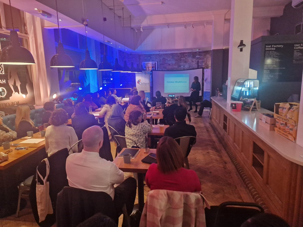 ChilternTSH's tweet photo. @EmmaEmmd8 kicks off the latest #LutonED highlighting the super power schools have in their hidden workforces. It's not just teachers that work in schools! https://t.co/AYc8oZRZH6
