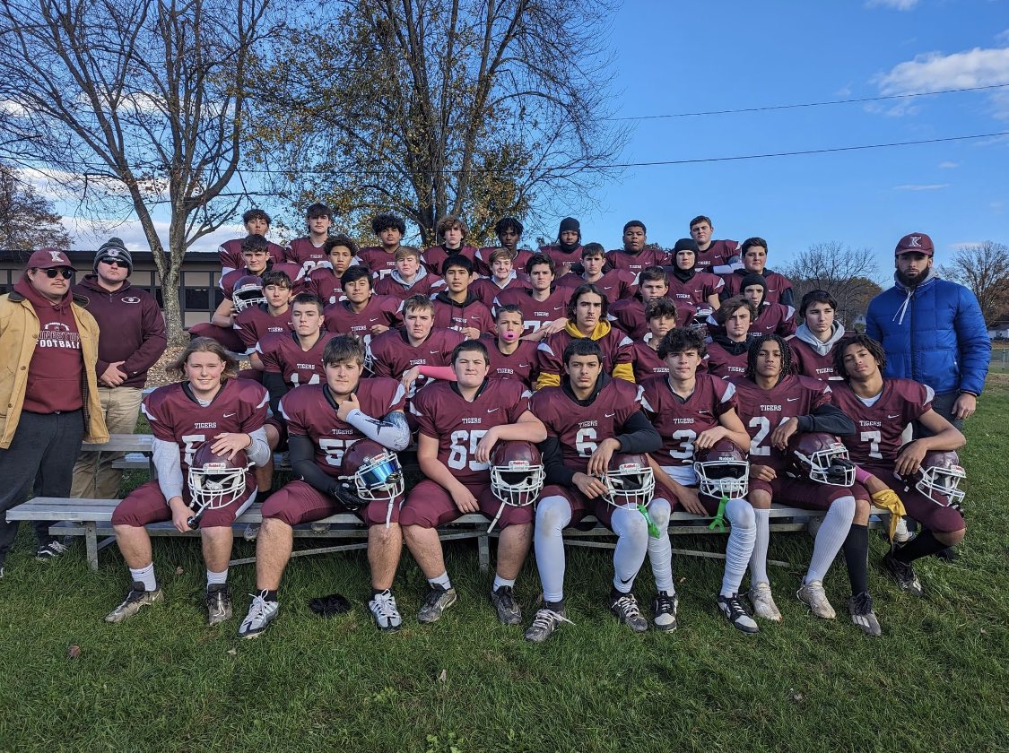 KHSTigerNation's tweet photo. The JV Football team ended their season after yesterday’s game against Washingtonville. 🏈 These Tigers have worked hard and showed improvement during the football season.👏

Great job,  future of KHS Football! 🐯 

#TigerPride https://t.co/9zTFP744Ee