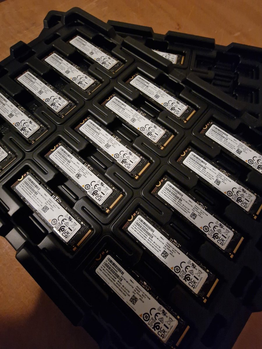 Venocix Hosting tweet media