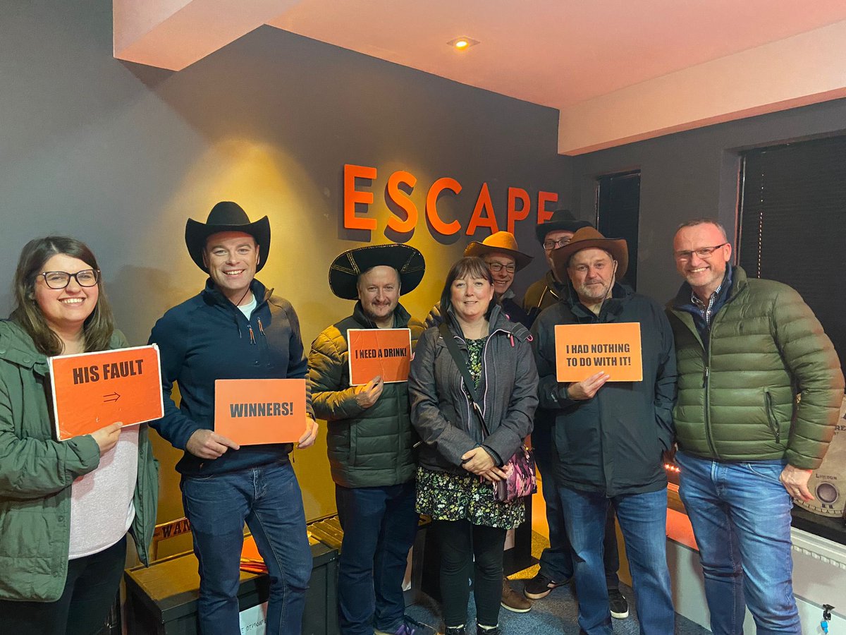 Escapefinity tweet media
