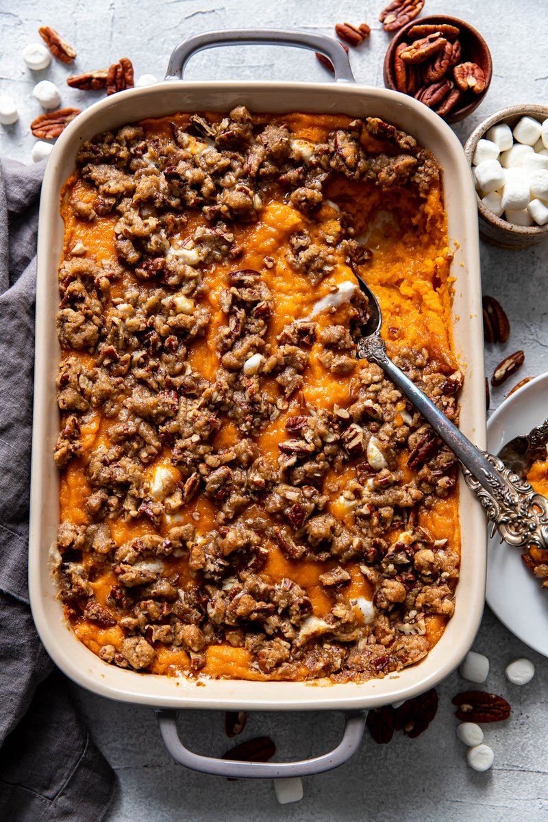 This perfect sweet potato casserole is extra smooth and rich. The sweet potatoes have a decadent brown sugar pecan topping. My secret ingredient that makes this even more special is to mix mini marshmallows into the casserole (instead of on top).

Recipe: moderncrumb.com/sweet-potato-c…