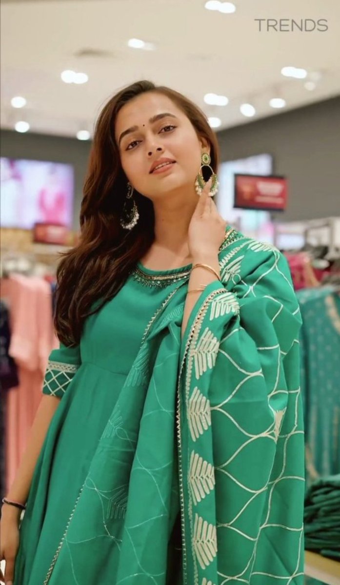 #TejRan Negativity never effect them because some People are testing in their patience level because my cuties never says one word against anybody.They think they are insulting them but they are showing their own personality  . block negative people, hype positive tweets 🪬❤️